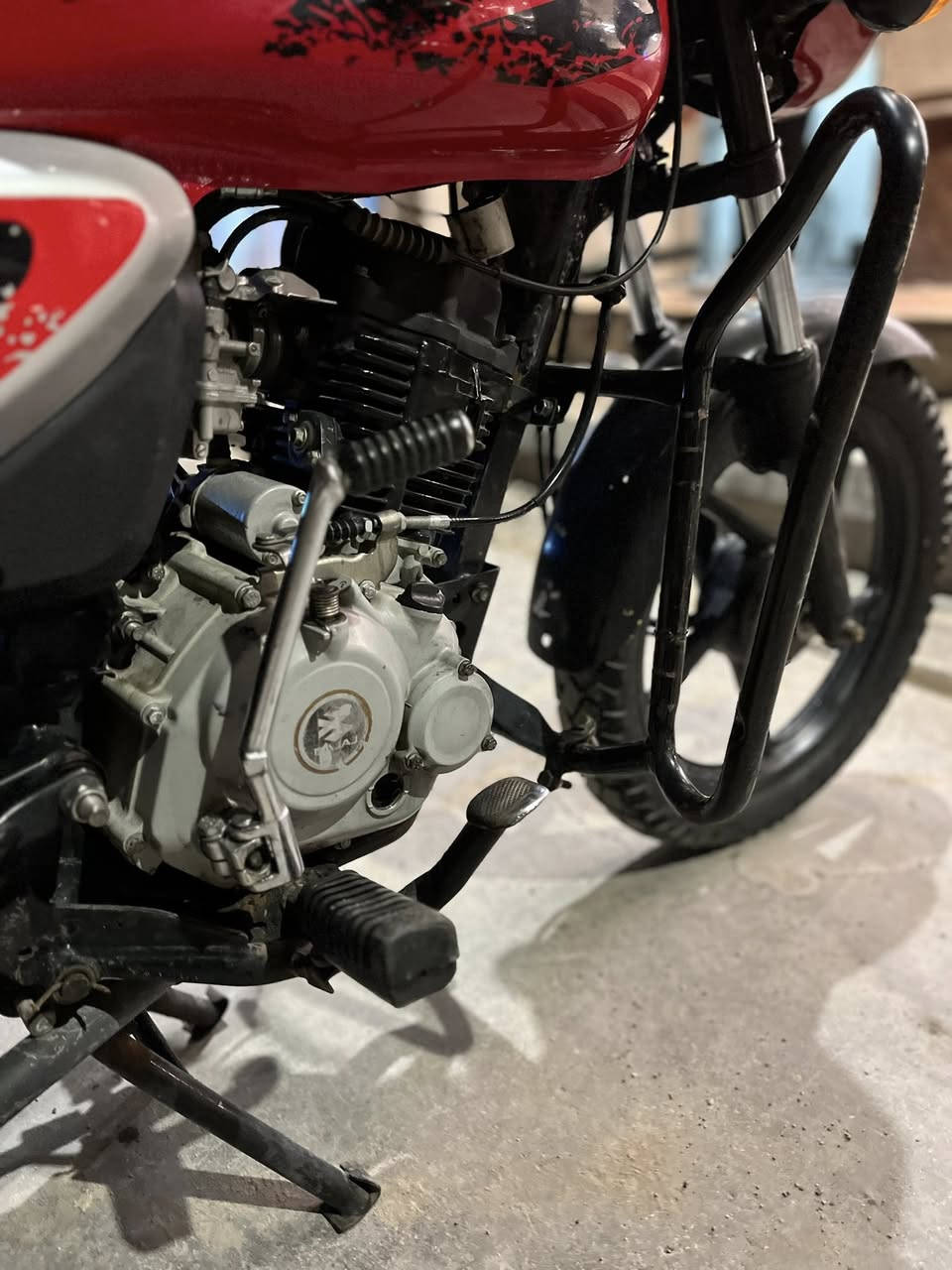 بوكسر  كلاسك شكل جبلي موديل 2022الدراجه نضيفه كلش شوفة العين مابيهه اي نقص ابدددد المكان بغداد الأمين الثانيه مرقمه رقم بغداد أنكليزي السعر مليونين و100بيهه مجال اتصل وسهله ***********
