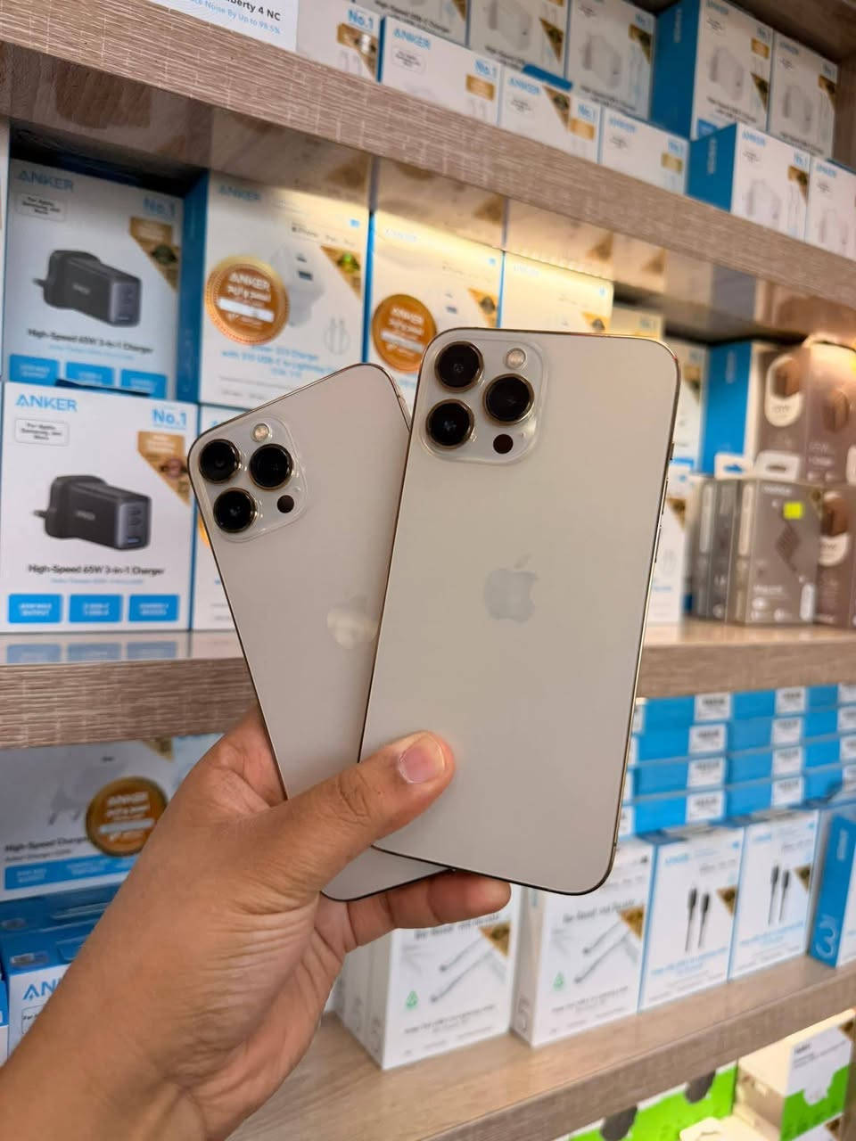 شركة ابو سيف للموبايل ☑️
☎️***********

‏ايفون 14 برو ماكس الذاكره 256
البطاريه 88 شرق اوسط نضافه %100

ايفون 13 برو ماكس الذاكره 256
البطاريه بلاد 87/88/80/86 

ايفون 13 عادي الذاكرة 128
دبل شريحة البطارية فوك 90 
نضافه %100

العنوان الناصرية حي الشهداء الشارع الرئيسي مقابيل مدرسه الاريج
