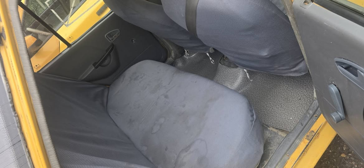 *********** السلام عليكم سايبه 2012 بيع او مراوس بسياره خصوصيه
