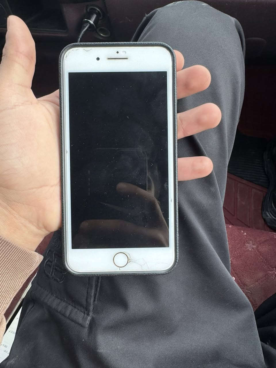 ايفون ٨ بلس
ذاكرة ٢٥٦ 
بلادي مامفتوح 
بطارية ٧٣
نضافة ٩٠ 
مابي اي مشكلة
ملاحظة ( الشاشة مابيها شي هاي لزكة حماية )
مكاني بغداد بالتاجي
سعر ١٥٠ الف وبي مجال 
***********
