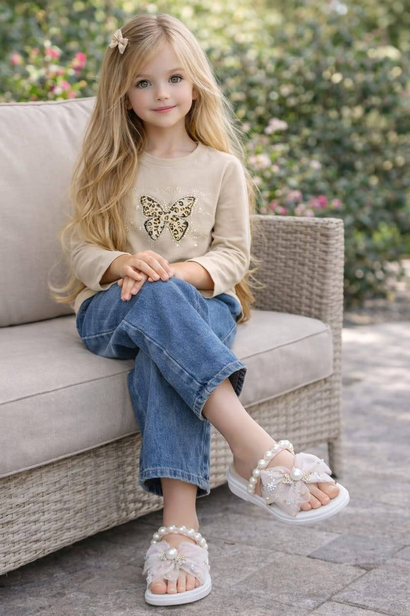 اخر قطع من طقم بناتي متوفر وأيضا سليبر طقم يلبس من عمر 7سنه حد ل13 سنه او 14 اما سليبر اخر قياسات باقي من 24حد ل34 توصيل جميع محافضات موجود لايوجد محل فقط توصيل 😍🦋


**إذا كنت صاحب هذا الإعلان وتريد حذفه لأي سبب، رجاءا أرسل رسالة إلى الدعم الفني**