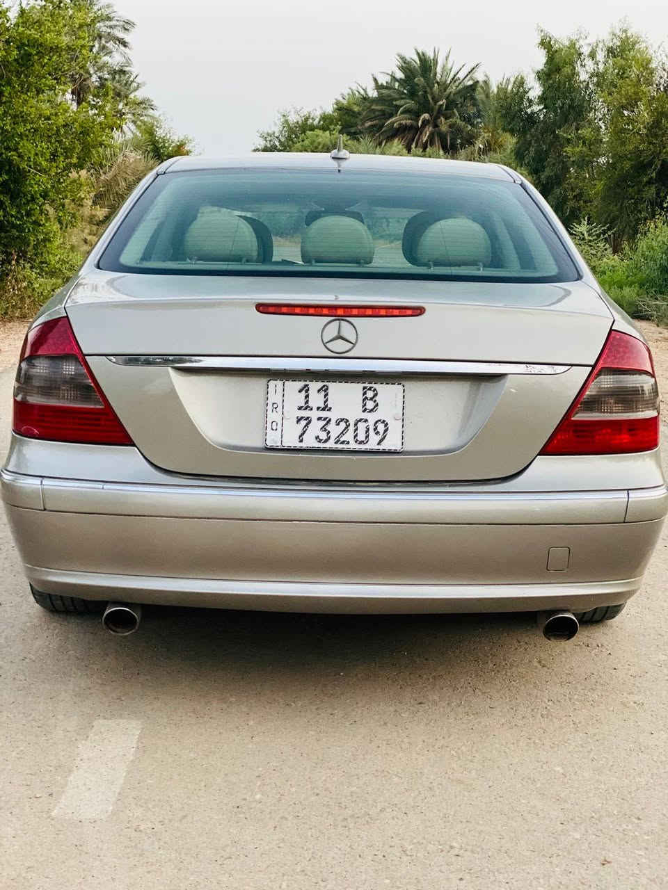 مرسيدس w211 2007 e350 
افنكارد وارد امريكي حادثها جاملغ الامامي الايسر مصبوغه عام تبريد تدفئه #السعر120
للاستفسار الاتصال على الرقم ***********

