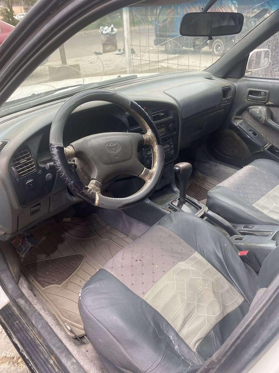 كامري بغداد بيها حزام صبغ تحويل ثاني يوم  السعر 45 وبيها مجال مكان السيارة بلد للاستفسار اتصل ***********
