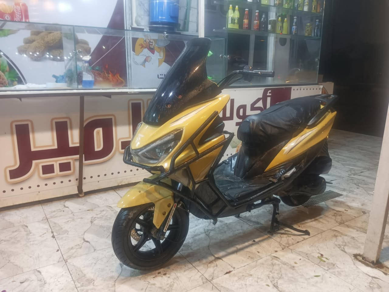 السلام عليكم دراجه سكنز للبيع موديل 2024 تشتغل سلف وهندردبل إشاره لايت عالي وناصي الدراجه مامفتوحه محرك نظيف مثل ماجاي أتشوفون بصور كدامكم العنوان كربلاء شارع مجمع الدره السكني للاستفسار الاتصال على الرقم *********** او المراسله على الخاص
