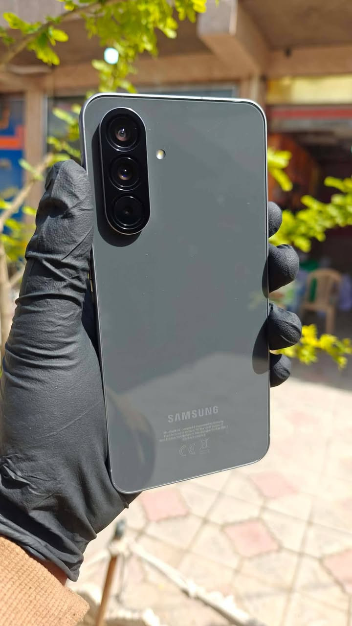 سلام عليكم 
A56 5g
ذاكره 256 مستخدم 4ايام فقط 
غراضه ممفتوحه ابد


**إذا كنت صاحب هذا الإعلان وتريد حذفه لأي سبب، رجاءا أرسل رسالة إلى الدعم الفني**