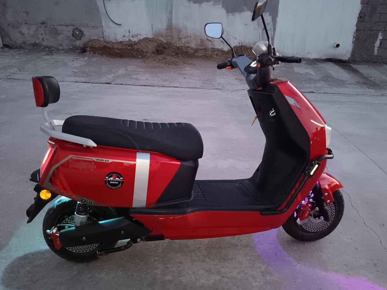 دراجە شحن لوك نوک بولیسی ام العیون فول مواصفات 6بطارات 32امبیر  سعر 850 و بی مجال


**إذا كنت صاحب هذا الإعلان وتريد حذفه لأي سبب، رجاءا أرسل رسالة إلى الدعم الفني**