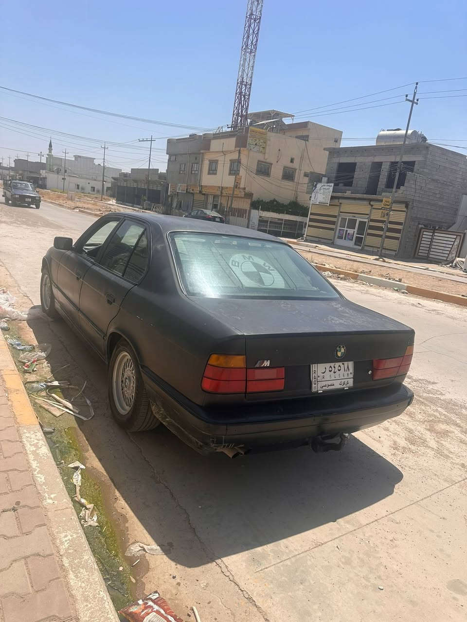 بي ام للبيع 525
موديل91
رقم كركوك بسمي
كابون بانزين
مشروع وطني سنويه لحد 28
لون اسود غير محدد 
تبريد وتدفئه
تايرات جدد
صدر جديد
لا صرف ولا بخار 
تحويل مباشر بدون وكاله
غرفتها اسود جديده
فول فول فول بس كير عادي
اسعر 50وبيها مجال قليل


**إذا كنت صاحب هذا الإعلان وتريد حذفه لأي سبب، رجاءا أرسل رسالة إلى الدعم الفني**