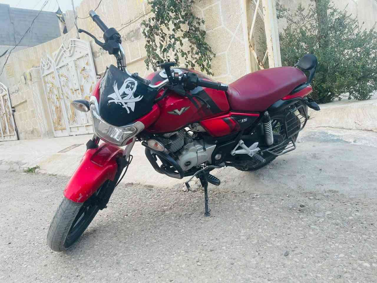 السلام عليكم دراجه للبيع. دراجه خير من الله اقتصاديه وقويه. السعر 850 وبيها مجال ***********
