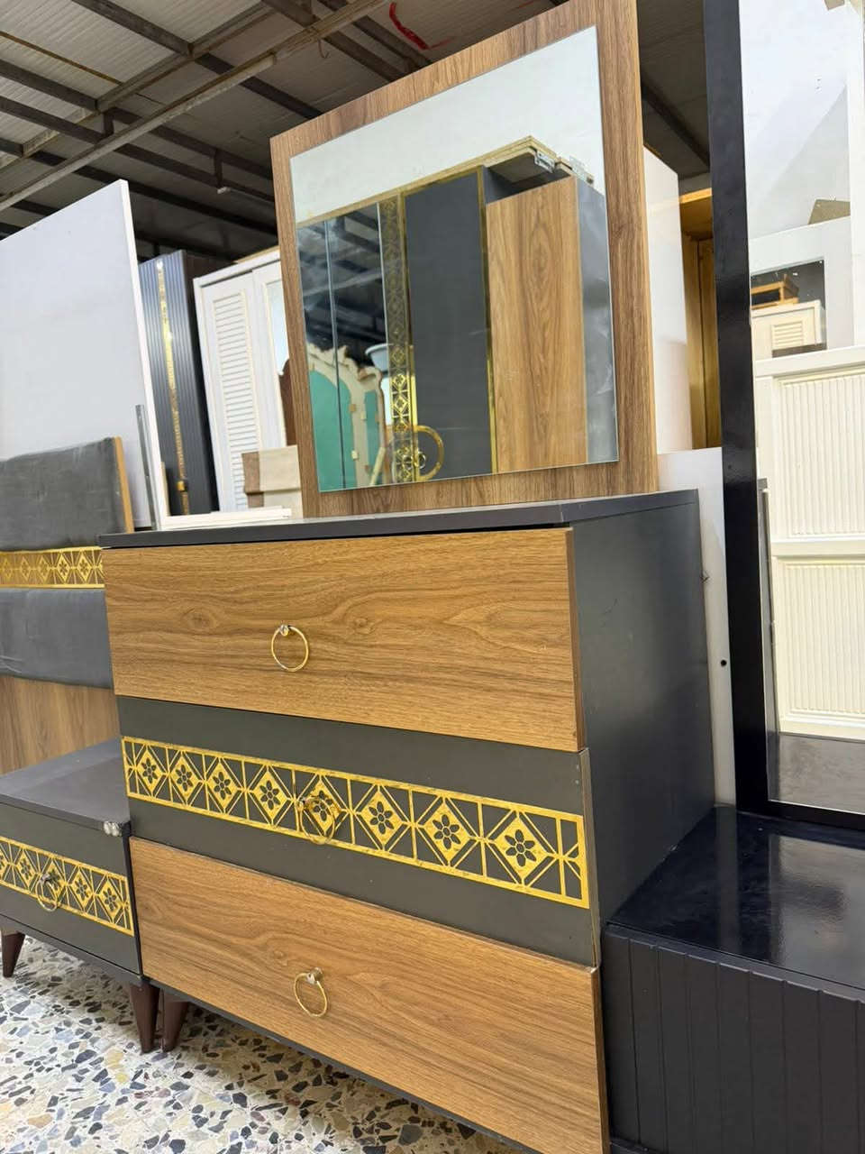 غرفه 🇹🇷تركي موديل حديث✨
5 قطع 
برغي وجوي حديد
نضافه 90💯 
سعر 500
مع شد ونقل داخل بغداد مجاني محافضات بكروره


**إذا كنت صاحب هذا الإعلان وتريد حذفه لأي سبب، رجاءا أرسل رسالة إلى الدعم الفني**