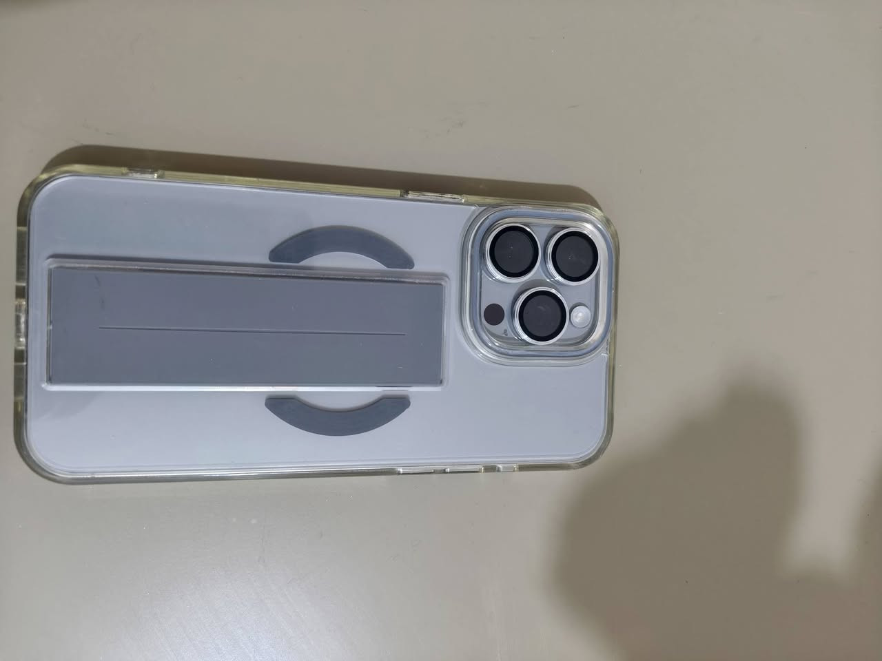 السلام عليكم ايفون 15برو ماكس تيتانيوم المرغوب  مكفول من كلشي حته من الشخط جديد بمعنى الكلمه بطاريه 95 ذاكره 256 مكاني بابل ***********
