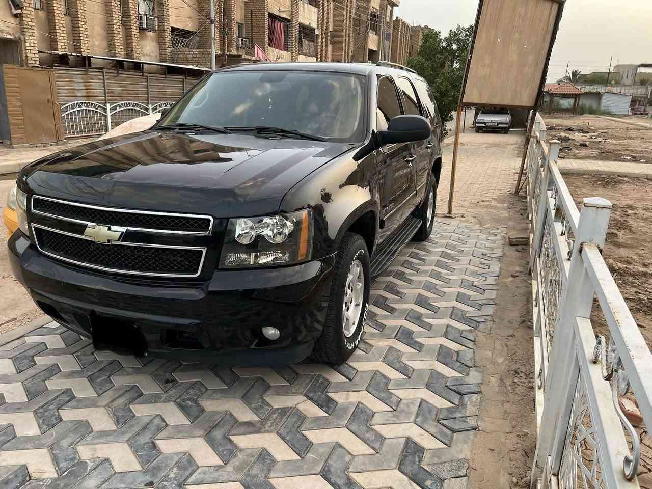 تاهو بتره 2008 ادوات
خليجي اصل كفالة عامة من الكص والضربة 
گير ومحرك كفاله 
حدادية جديده 
تخم تاير جديد 
متومه ارقام وسنويه 
تبريد 3 قطع + تدفئة 
كشنات منفصل سياحي 
شاشة 
تشغيل عن بعد 
مكان السياره العماره 
السعر 67 
‭0772 791 1545
