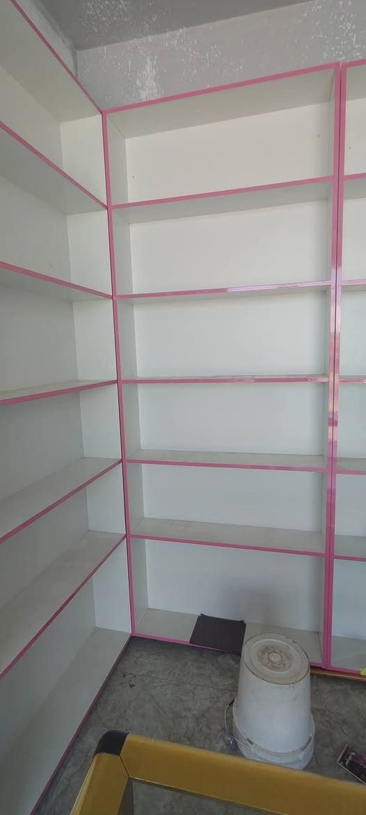 باترينه رفوف عدد 7 سعر القطع 60 الف
باترينة جام خانه 80الف
باترينه صغيرة 50الف
أتصال على هذء رقم *********** موجود واتساب
