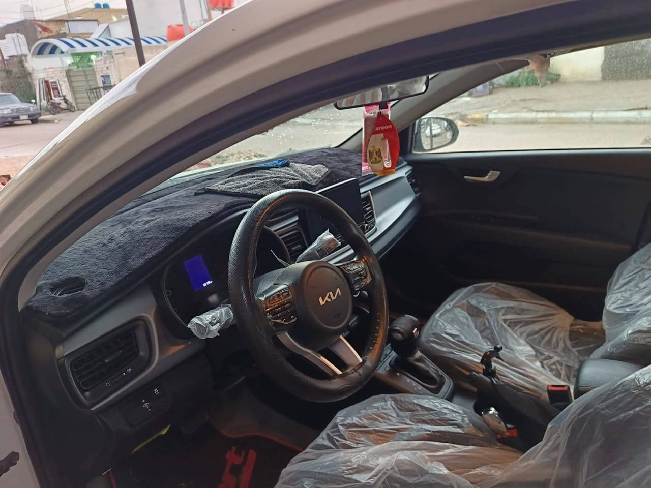 سلام عليكم كيا ريو 2023 وارد امريكي رقم ذي قار  حره بأسمي مكفوله كفاله عامه من كلشي نظافته حاله حال الزيرو ماشيه 30ميل مواصفات الريو المعروفه شاشه كامره تحكم مغلفه ارضيه جلد

سعر 130  مامتواجد ع النت اتصال فقط
***********
