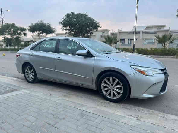 کامری 2016se
ڕەنگی سلڤەر 
سیستەمی ئیکۆ
گێری سەرسوکان 
ئوتماتیک و عادی
کۆشن ڕەشی نیوجلد 
 مساج 
کارەبا
لایت لید 
ماوەی ڕۆشتن 200.000km
هەمووی بەشەرت گێرومەکینە 
بۆیاخ 
سندوق و دووچاملخ دواوە بەبێ ناوگرتن بۆنیت لەسەر ساغی 
هیچ ئایەرباگی نەتەقیوە بەشەرتی فحس
نرخ 150و ماعمەلە 
***********
شوێن کەلار خناقين
