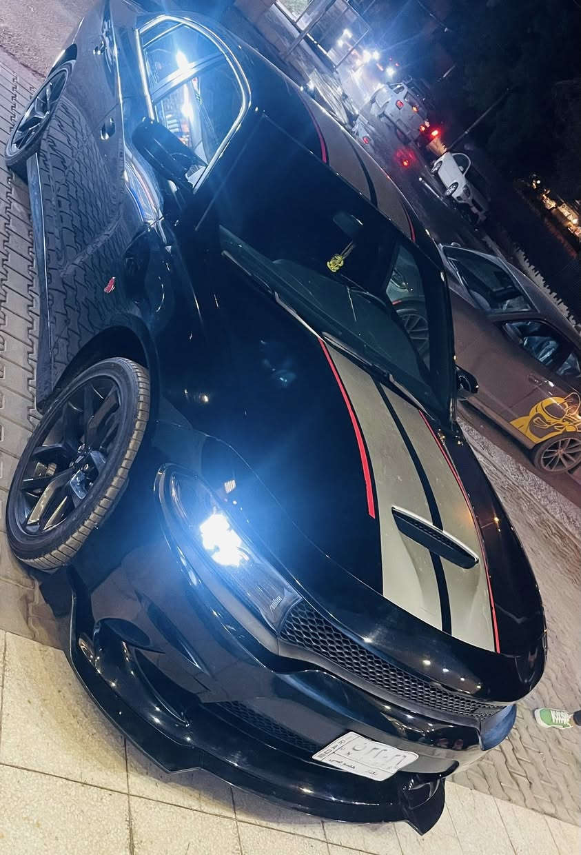 (جارجر GT  جيتي  )
‏‎الموديل : 2022
‏‎( المحرك : 6V 3600. ) 
‏‎العداد : 22الف 
( رقم بغداد بسمي الجديد تحويل ثاني يوم )
‏‎المواصفات : 
‏‎* نسخة  GT 
‏‎* حساسات خلفية . 
‏‎* شاشه كبيرة مع نظام ملاحة نفكيشن GPS .
‏‎* سستم صوت الپاين مع سماعات پريميوم .
‏‎* ويل قياس 20 انج . 
‏‎* مصابيح امامية زنون . 
‏‎* كشافات الضباب زنون . 
‏‎* تشغيل عن بعد . ‏
‏‎* تدفئة ستيرن . 
‏‎* محدد سرعة . 
‏‎* تلفون بلوتوث . 
‏‎* كاميرا خلفية .
‏‎* مرايا متحسسة للاضاءة العالية .‏‎
‏‎* دخول ذكي (بصمة) .‏‎
مكاني بغداد صليخ صور الحادث بلمنشور السعرمناسب اتصل ***********
‏‎
