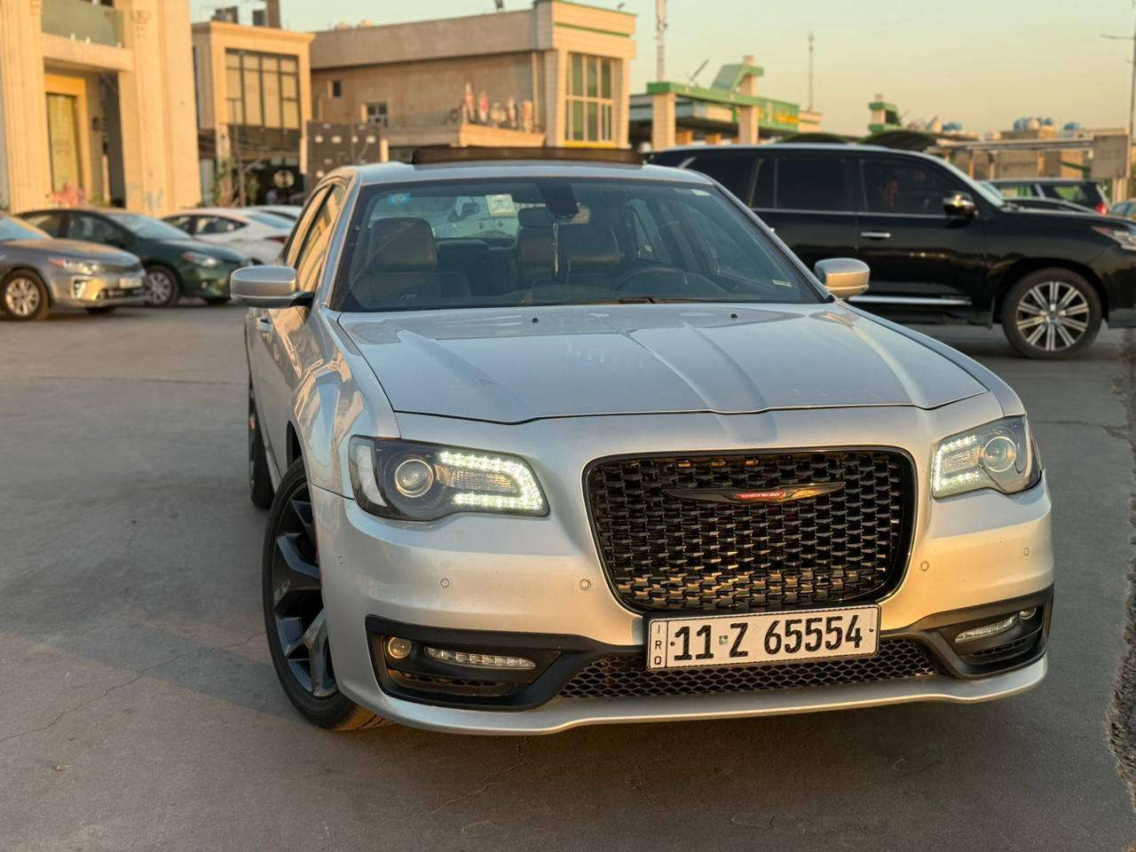 السلام عليكم
اوباما S للبيع موديل 2023 اصل كامل مواصفات 
سيارة استخدام شخصي جديدة ماشية 26000الف
بدون إرباك 
وصورة الحادث مرفقة
السعر 31,500 دولار
موبايل ***********
