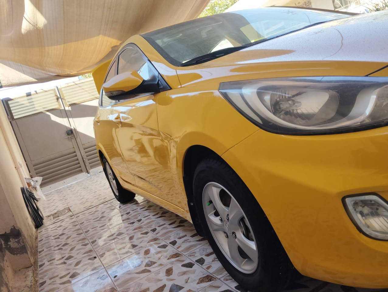 السلام عليكم اكسنت 2013 رقم بابل دولي سنويه وهيه جدد مكفولة من ظربه والتبديل مكينه 1600 دوش لا تبخير ولا تنقيص تخم تأير جديد كير حداديه تبريد جاهزه اي نقص مابيه سعر 88 وبي مجال *********** مكاني بابل المركز
