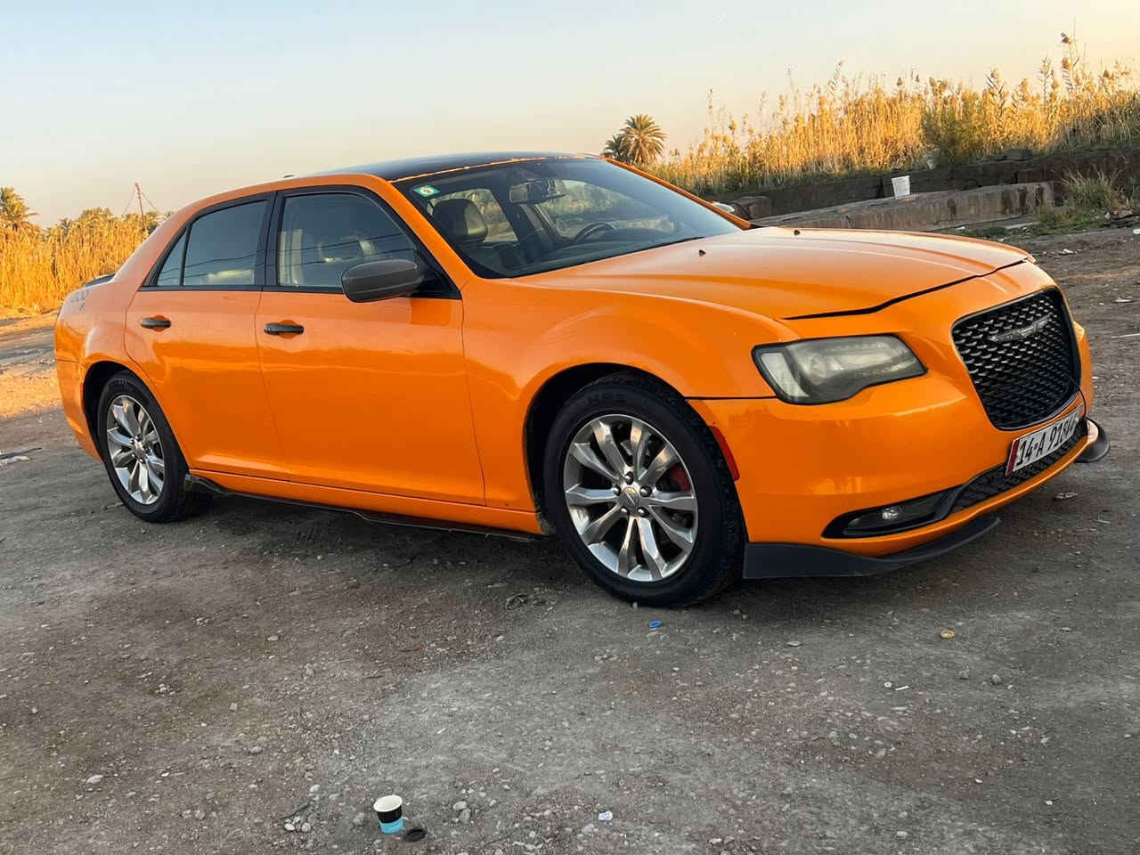 الحبايب كرايسلر 300c
موديل 2018
نص فول 
كشنات تدفئه
حساسات خلفيه + كامره 
حساسات اماميه +رادار امامي بس مموجود 
خطها شطره بغداد 
مكانها كوت 
***********
فور ويل ملغي 
رقم بصره اجره انكليزي 
مصفره هيئة وغرامات 
تحويل مباشر بنفس اليوم
