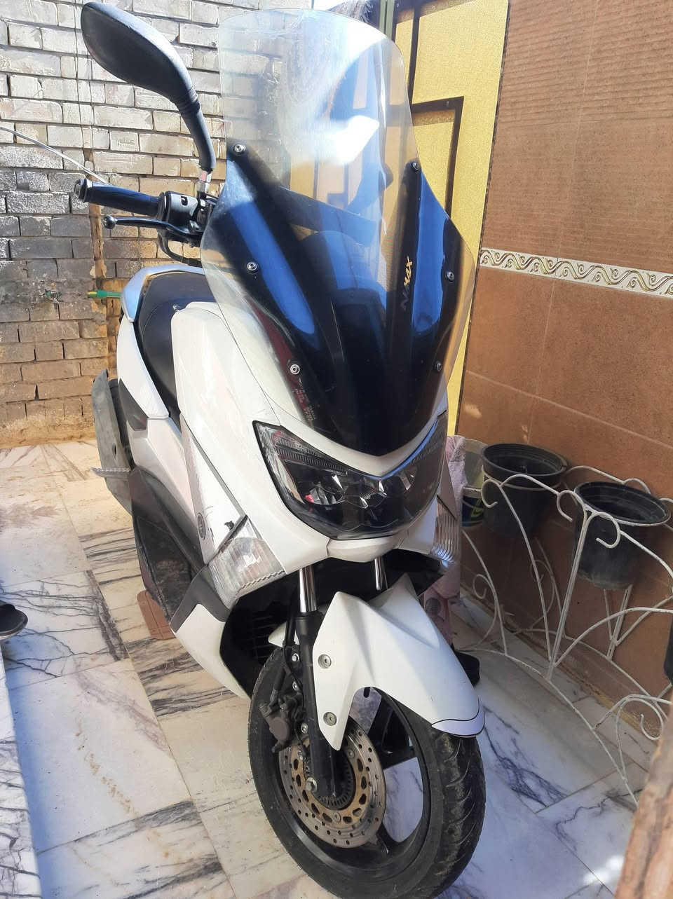 سلام عليكم دراجة ان ماكس ياباني جديدة بمعنى كلمة مكينة مكفولة من كلشي مال رمبة قبل شهرين ونص طلعتها مكاني الشعب ثعالبة رقم ***********
