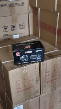 ضياء عربو • مكائن خياطة • تجارة