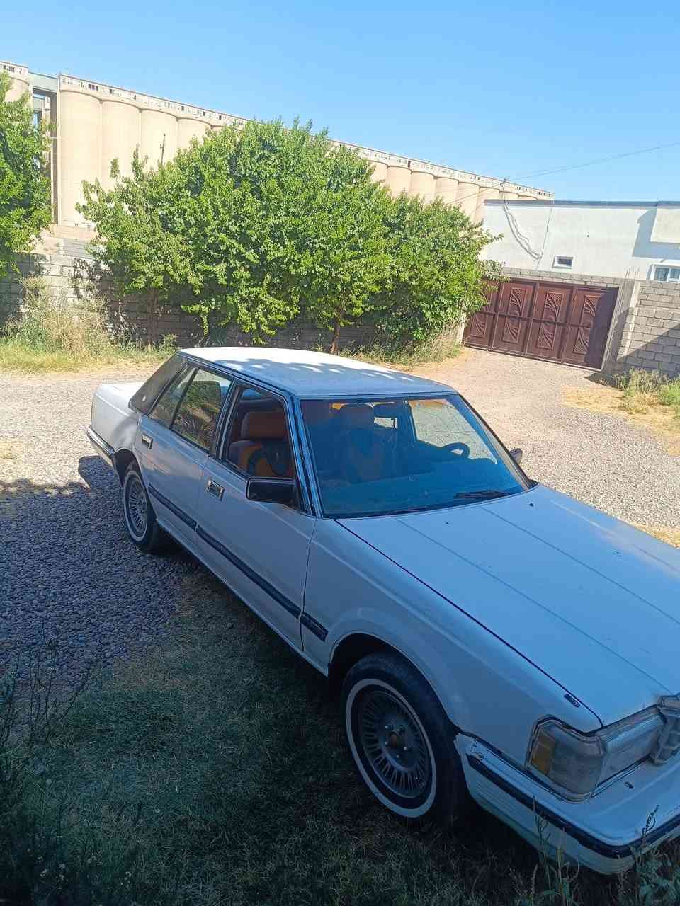 سوبر 85
گير محرك شرط الاصلي مامحور 
صدر فوگ النص عمر 
تواير 4 جدد 
رقم نينوى 
سنويه بعد ماصاقطه 
السعر 23 وبيها مجال 
الشرقاط الخضرانيه 

***********

***********
