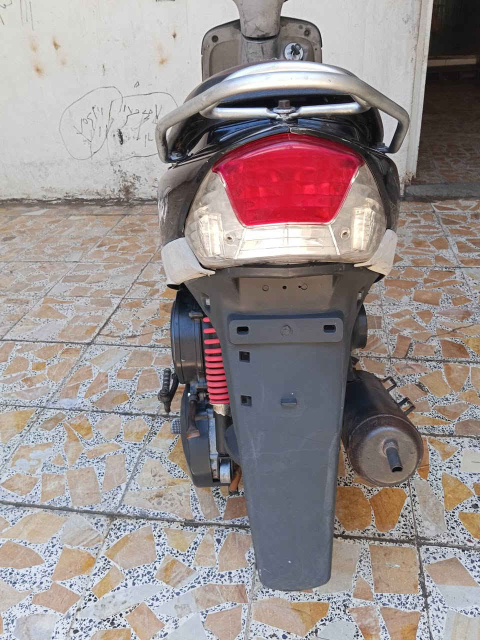 سلام عليكم ماكس عدله مفتوحه مثل مشوف النضافه خير من الله مكفوله سعر650 البلاديات شارع المصرف  ***********
