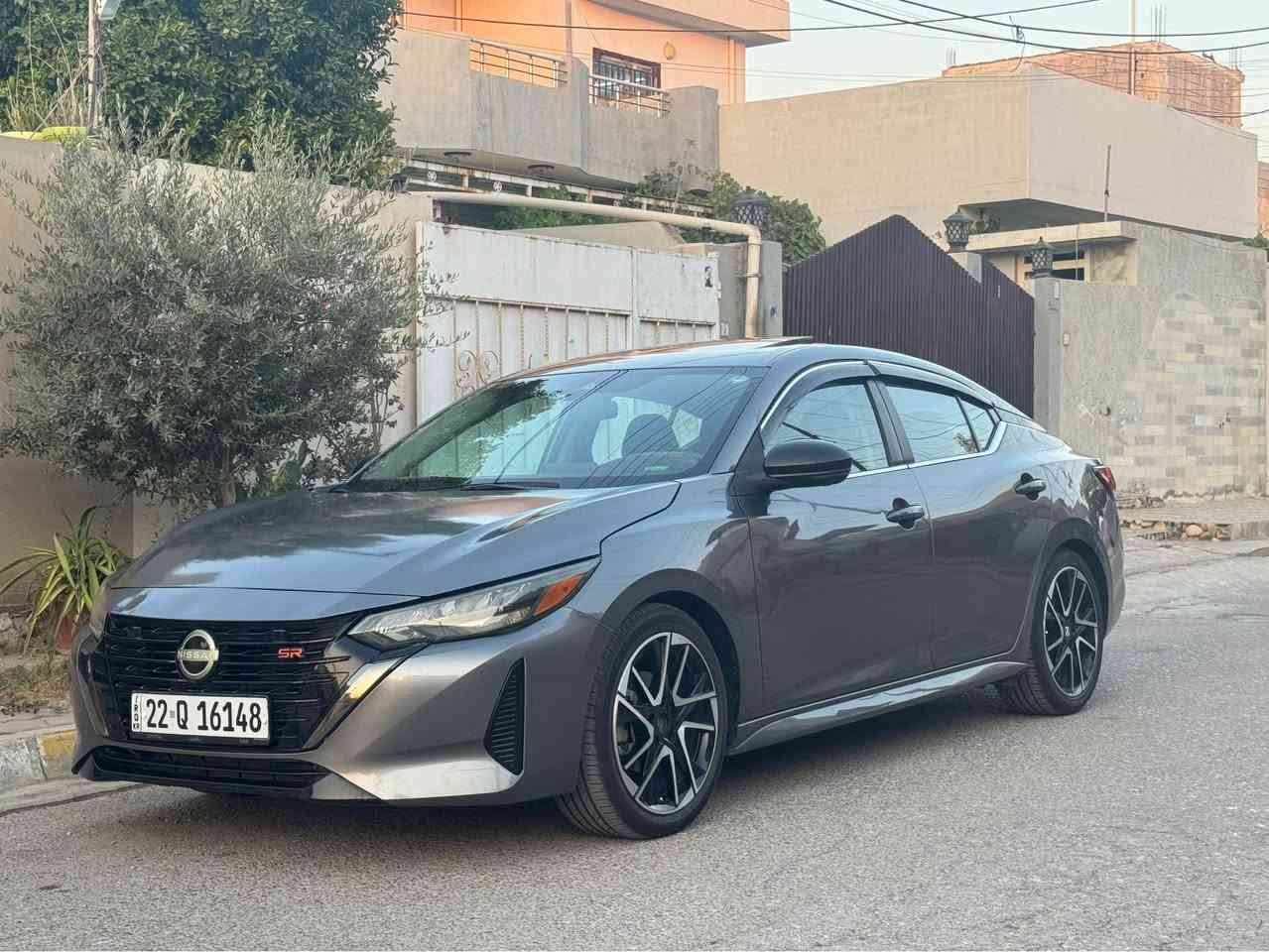 Nissan sentra sr  plus 2024 
(سعر 148 مجال قليل)
دفتر بنزين موجود
ماشي ٤٧ الف كيلومتر
كير و محرك بشرط بدون مفتوح بدون صوت بشرط باقي علوضع شركة الحمدالله
محرك ٢٠ 
سماعات boss 
كشن هيتر 
ستيرن هيتر
كشنات جلد
كشن سايق كهرباء 
لايتات زينون بيلادي 
سياره فول فول مواصفات 
سقف سلايت 
رادار ٣٦٠ درجة
كاميرا٣٦٠ درجة
ضرر سياره كلش خفيف بونيد تيجاري فقط بدون اي دواخل شاصي بشرط 
جاملغ سكن و باب سكن امامي تعديل بارد فقط بدون سبغ
راديتر و حجر صالنصة كله بيلادي
صور رقم شاصي مرفوع وصور مال صونار مرفوع  

رقم تليفون (***********) كركوك, العراق
