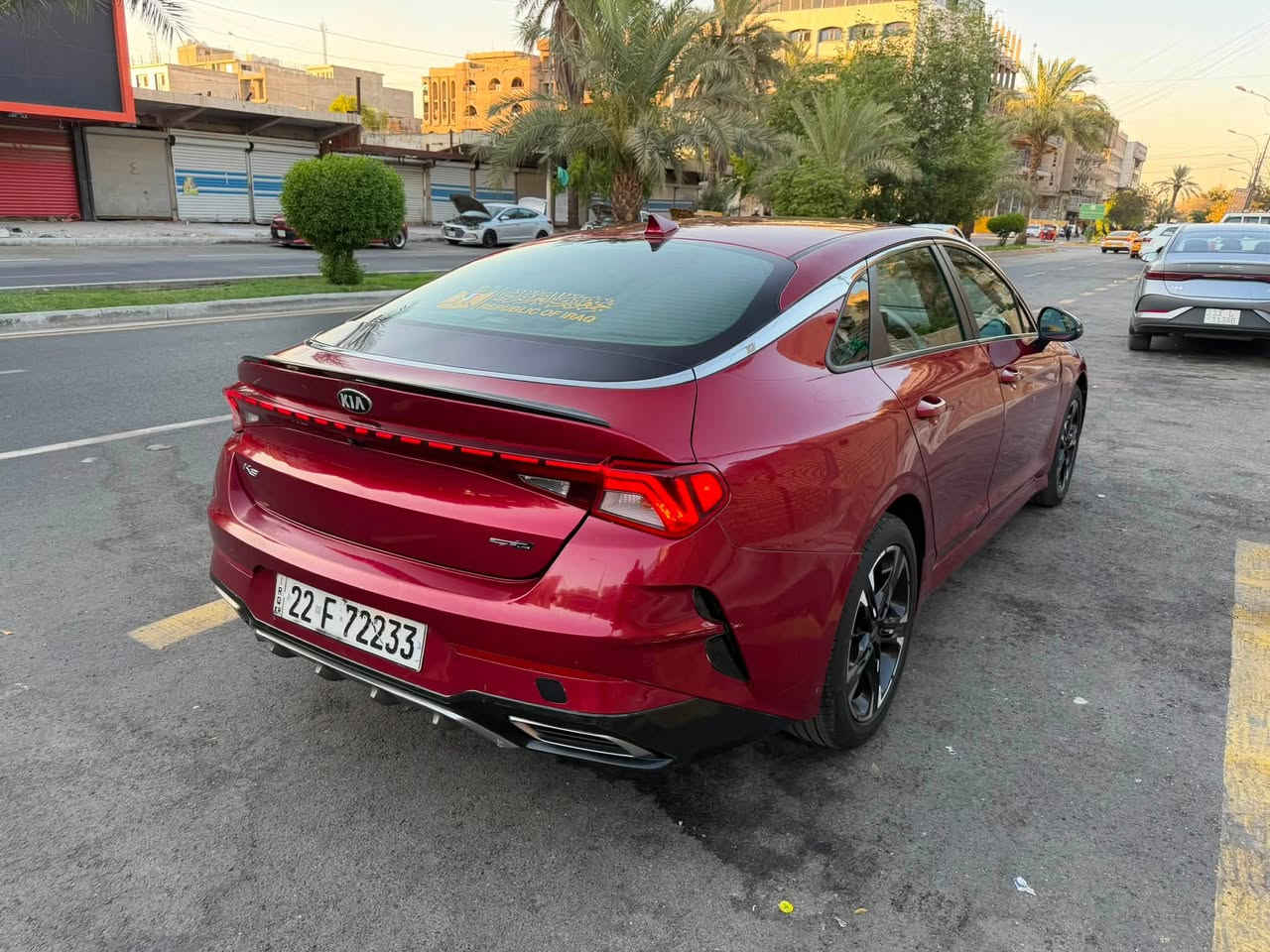 السلام عليكم  بيع فقط  بدون مراوس
كيا K5 2021 جي تي لاين  
السعر 123 وبيه مجال قليل 
وارد امريكي حادث مرفق بصور 
بيه 4 قطع صبغ و 2 كلير. 
رقم اربيل بسمنه شرط التحويل 
هزه وسنويه ورقام جدد
بصمه تشغيل 
4 انضمه قياده 
رادار امامي وجوانب 
سايد بريك بصمه 
شاشه كاربلي
لدات امامي متغير عل تليفون 
لدات خلفي 
كشنات جلد وكهرباء 
مكينه 1600 توربوو ✈️✈️
ماشيه 94 ميل 
اوتو هواد 
قياده ذاتيه 
تنبه عند الخروج عن المسار 
السياره جاهزه بدون اي نقص مكينه وكير وصدر وتخم تاير كله جديد 
مكاني بغداد مدينه الصدر 
للستفسار 
***********
***********
مكاني بغداد مدينه الصدر
