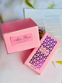 عطر ناو • بودرة بيري • ثبات