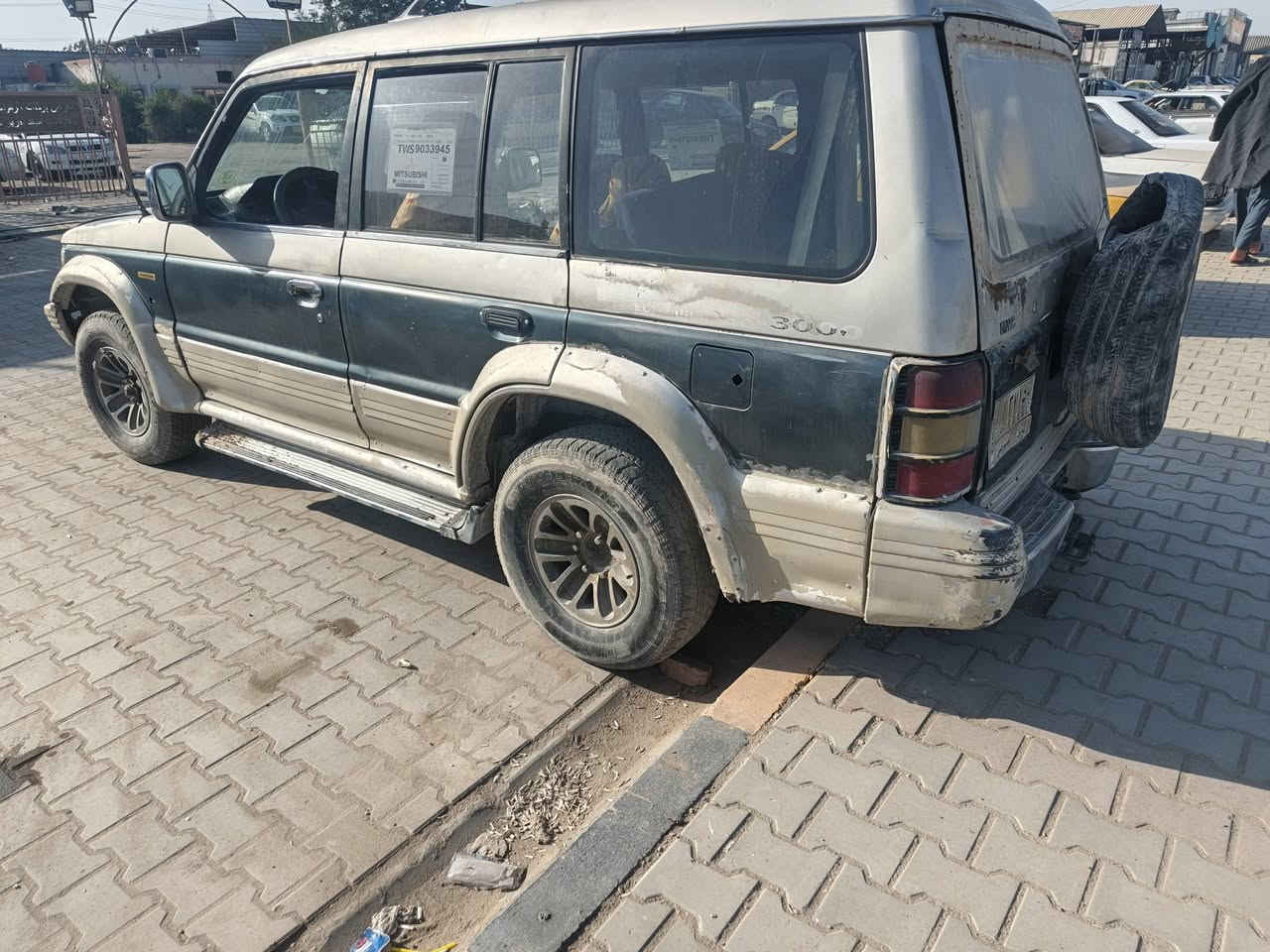 سلام عليكم باجيرو موديل 1993 رقم بابل الماني تحويل مباشر السياره كاز مكينه وكير جدد حداديه شواصي كهربائيات  تخم تاير     بيع او مراس  السعر 30.                 ***********
