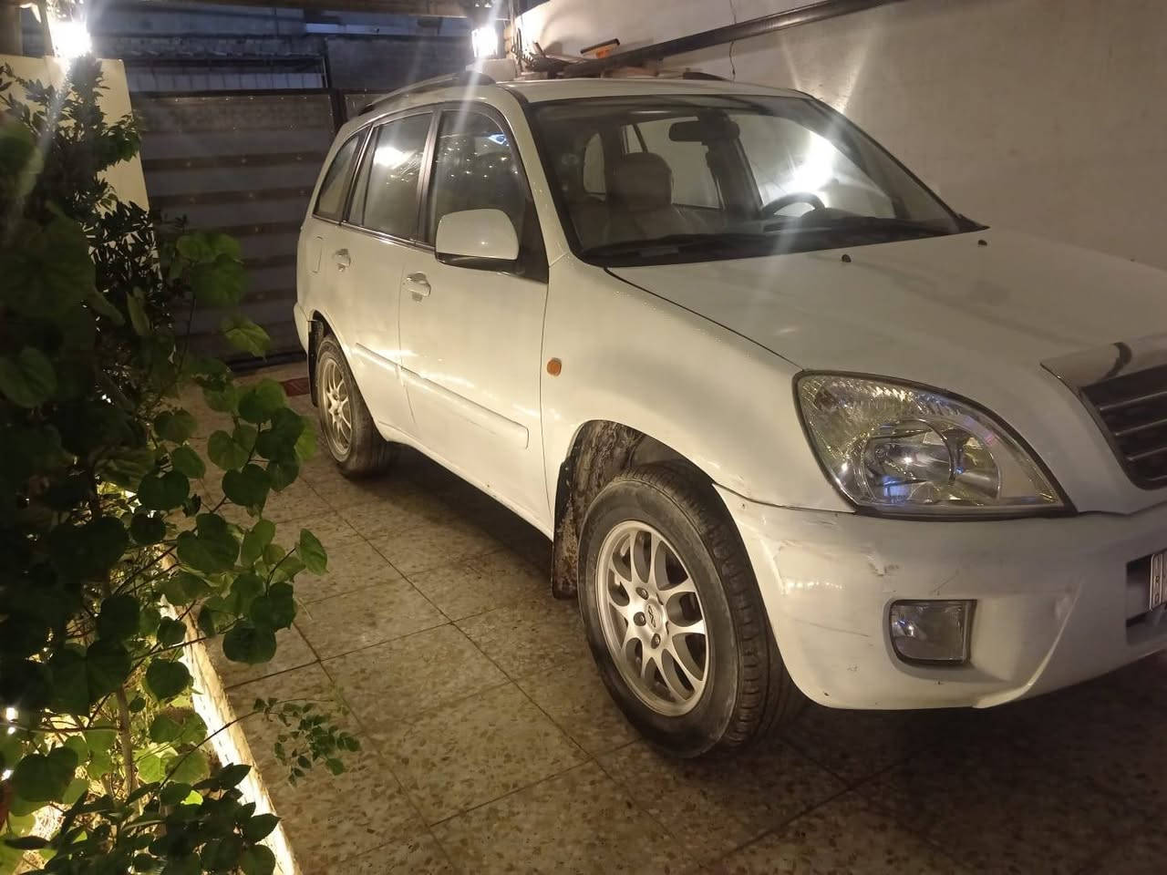 السلام عليكم للبيع تيكو ٢٠١١ رقم بغداد انكليزي الجديد مكفوله من الصبغ والضربه سياره جاهزه مابيه اي نقص كير مكينه صدر أمامي خلفي تخم تاير تبريد ثلج تدفئه كشنات جلد بلاد داخل نظيف كير ميكانيك مكينه ٢٠٠٠ فتحه كهرباء شاشه وكامره تدفئه بلكشنات سياره جاهزه تراي كلش حلو مكان السياره حي العامل علسريع الملحانيه قرب مسبح الرافدين موبايل *********** أثير *********** السعر ٥٩ وبيه مجال حك الجيه تحويل ثاني يوم
