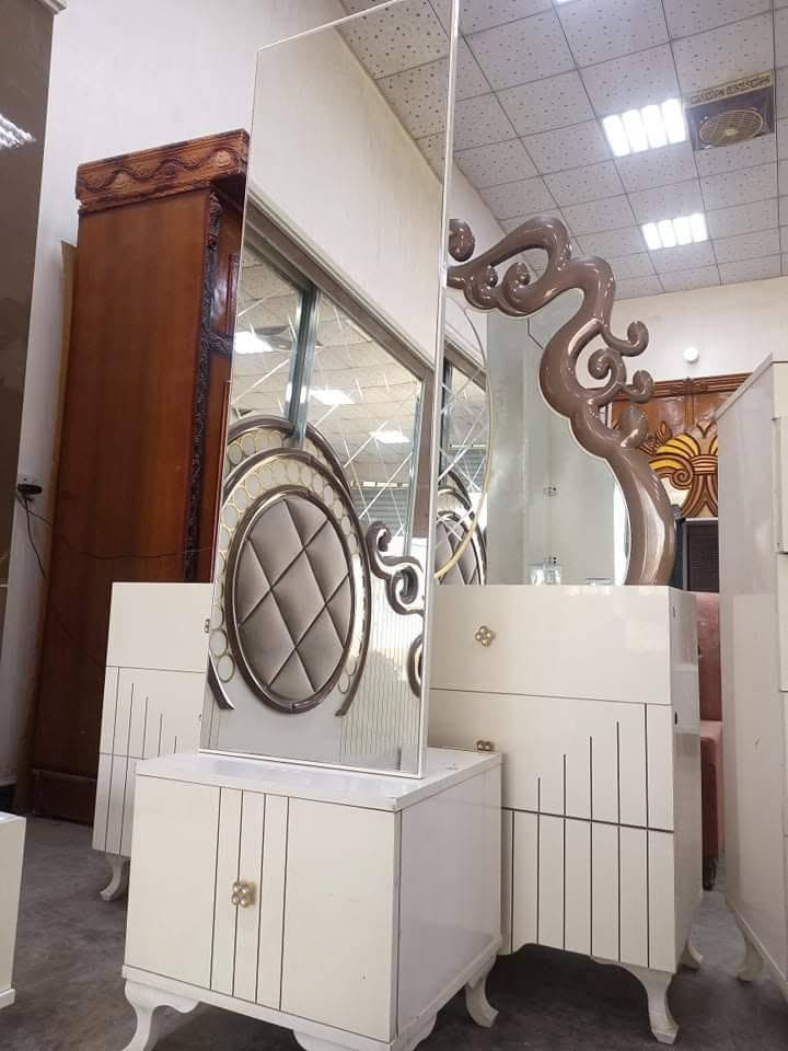 غرفه نوم تركيه مستخدمه نضيفه جداً ألسعر 750
العنوان بغداد ألدوره
للتواصل ***********
