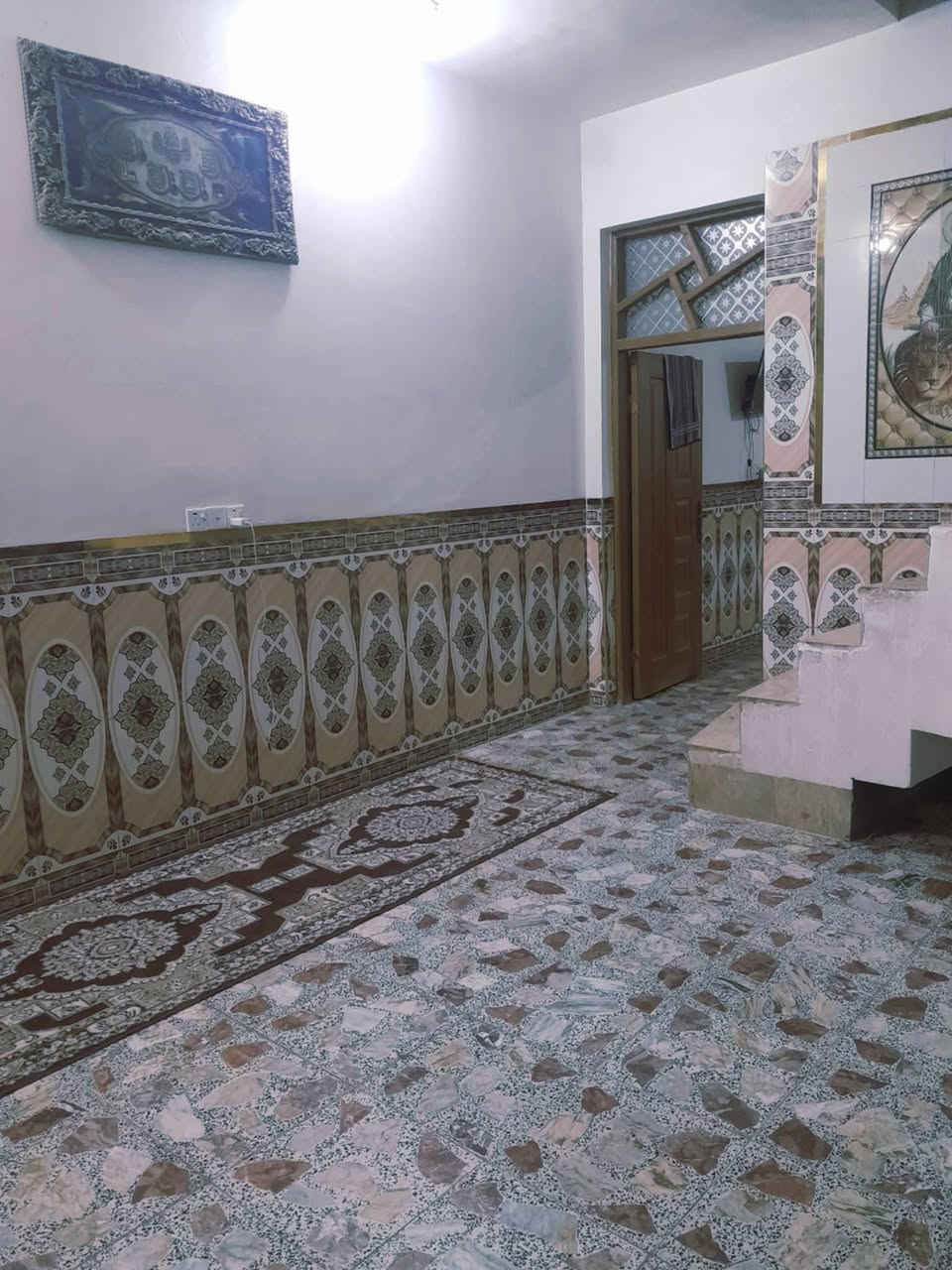 بيت مساحة  ١٢٥ بناء حديت
سيدعزال رابع قطعة عن شارع العام
للإستفسار ***********
