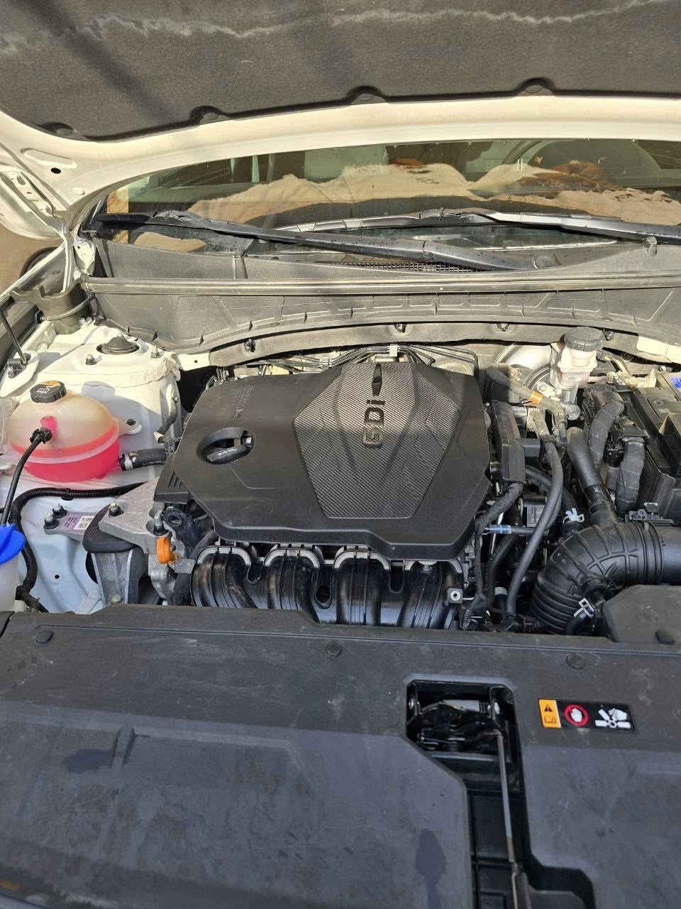 السلام عليكم 
للبيع فقط 
هيونداي توسان امريكي كلين ضربته بالصور راجع جاملغ بارد بدون صبغ السيارة مكفولة ما عدا جتف الدعامية رصاصي مصبوغ ابيض فقط هذا لي بيها أستيراد على ايدي رقمها بغداد بأسمي موديل ٢٠٢٣ السيارة فور ويل htrak نظام نزول منحدرات 
دفلوك هاند برك بصمة تدفئة بالكشنات عرض كاميرا خلفي اوتو هولد و اتو ستار محرك ٢٥٠٠ 
هوك خلفي بلادي نقاط عمياء 
توقف ذاتي امامي و خلفي 
نظام تنبيه ⚠️ الباب عند فتح 
فول رادار خروج عن مسار و تتبع 
وتوقف وقيادة ذاتية كروز سرعة 
شاشة ٩ انج فول كار بلي واندرويد اوتو شاحن واير لايس 
صندوك كهرباء و فتح 🔑 عن بعد و تشغيل عن بعد و بصمة حديثة تفتح كارت وتليفون وبصمة نظام ترحيب مع انارة  باليدات فول Led وبعد بيها مواصفات 
السيارة كلش حلو مكفولة كير و محرك وشاصي ومن صبغ ايرباك بردة فقط 
نظيفة كلش واستخدام قليل على ايدي من امريكا 
مكانها بغداد 
ماشية ٣٣ الف ميل 
سعرها ب٢١٠ ورقة 
***********
