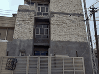 50. متر. طابو صرف حديث. ثلاث طوابق  خدمي نواب الضباط. فرصه. للشراء. السعر. عندزمكتب السند للعقار.  ***********
