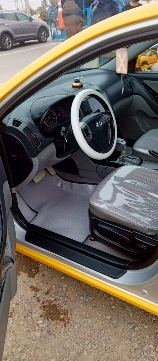 سلام عليكم النتره 2010
ضرر سياره جاملغ مبدل فقط 
رقم وسنويه هزه خط وبحث كلها جديد 
شرط تحويل 
مكينه 2000
دوشمه جديد نحله كاعيه سفاري 
تاير جديد 
شاشه كامره 
صدر خلفي جديد 
صدر امامي 90بل ميه 
سياره خير من الله جاهزه للخير كبل لشغل 
الشراي يخابر ويدلل 
*********** 
مكان سياره ديالى خانقين
