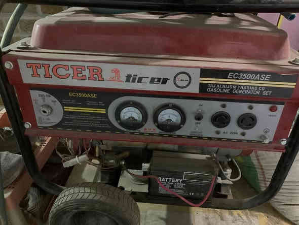 السلام عليكم مولدات للبيع وتصليح***********
