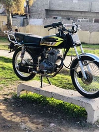 سلام علیکم ماطور لبیع مودیل 2024محرك قفاز 300دراجه كولش نضیفه سعر 725و...