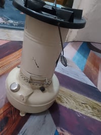 صوبه نفطيه للبيع السعر ٢٥ الف وبيها مجال ٠٧٨٠٦٦٣٢٢٩٤ واتساب