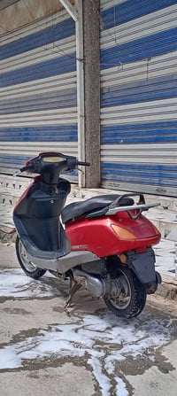 سبيسي • ماليزى • سلف هندر