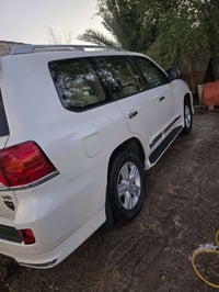 لانكرور ٢٠١٥للبيع سته سلندر ساز باب اول ماشيه ١٦٠ للستفسار الاتصال ٠٧٨...