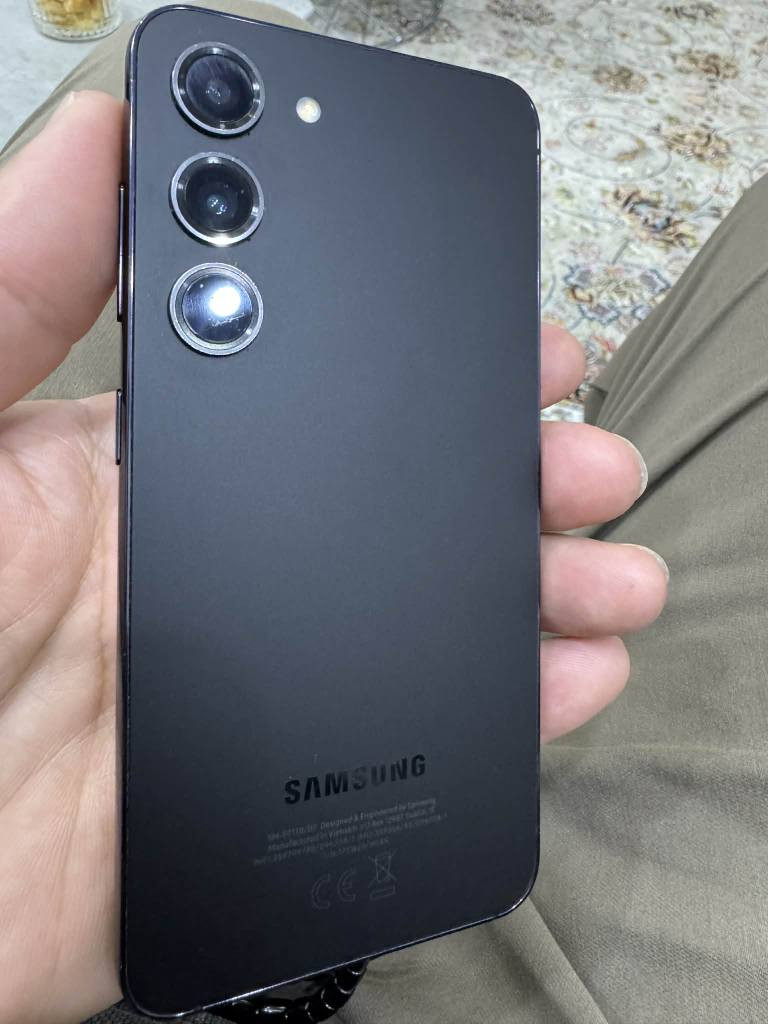 Galaxy S23
2 sim
Ram 8
GB 256
Nakrawatawa.
320 Dolar
Shwshay camera drzy brdwa.balam cameraka keshay niya.bshart.
Ashyay lagal niya. السليمانية, العراق


**إذا كنت صاحب هذا الإعلان وتريد حذفه لأي سبب، رجاءا أرسل رسالة إلى الدعم الفني**