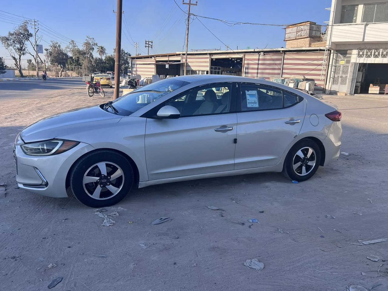 النترا 2017 السياره حلوه وخير من الله مبدل مكينه جديده 
مابيها اي نقص تدفئه تبريد رقم اربيل تريد وكاله تريد تحويل 
حادثها جاملخ وبنيد بدون اي دواخل وقبط جنه مصبوغ فقط 
مكاني بابل المسيب 
سعرها 111وبيخا مجال 
رقمي ***********
