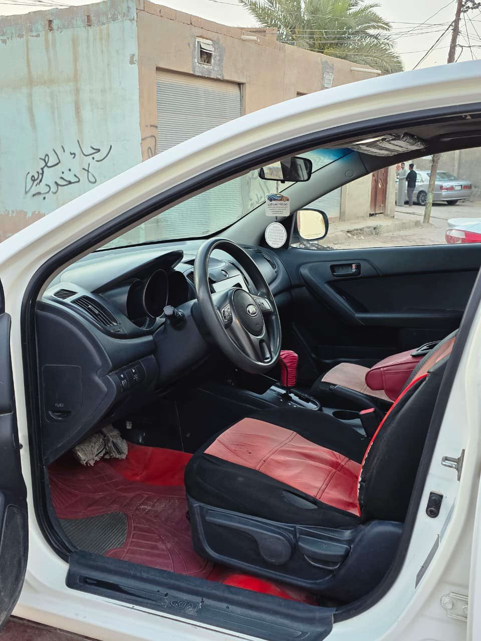 السلام عليكم
سيراتو مديل 2009 خليجية مكينة 1600 

مكينة وگير خير من الله

تبريد ثلج 🧊 

فتحة السيارة

حساسات خلفية 

كامرة 

اشاير بالمري

فول ماعده البصمة

السونار مرفق وياهه بالاضافه الى مكان صبغ محدد مرفق ايضاً مع المنشور 

كفالة السيارة من الفتح والمعجون والتعديل الحار فقط مكانين بارد وصبغ قليل 

السيارة غير متعوبة ومال جناي وماشية فقط 220 الف

رقم بغداد انكليزي باسمي تحويل مباشر

السعر 108 وبية مجال 

المكان:النجف الاشرف ناحية الحيرة 

للاستفسار الاتصال على الرقم :***********
