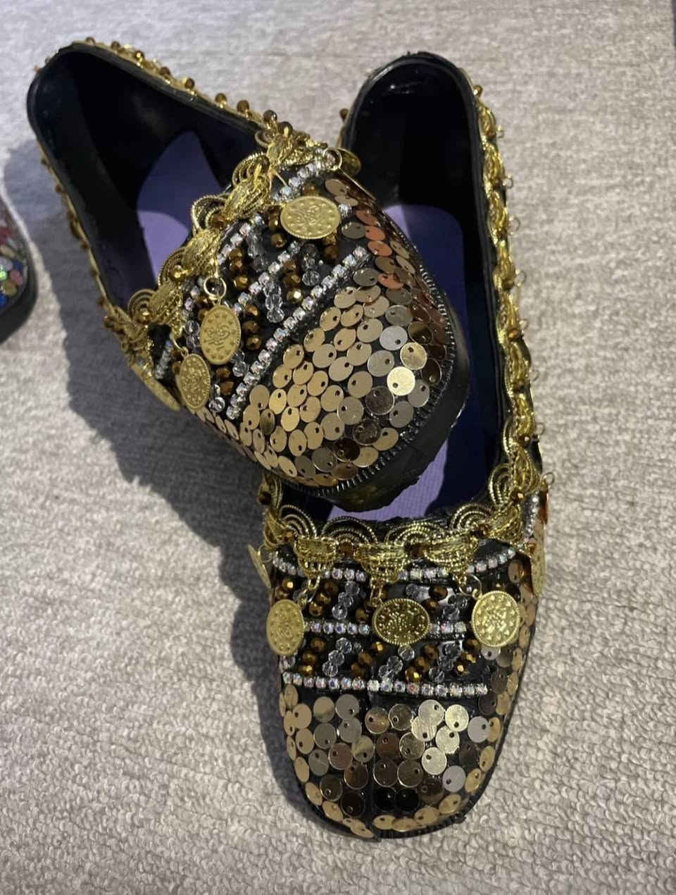 هەرکەسێک ویستی کۆمێنت بکات خۆم چاتی بۆاکەم


**إذا كنت صاحب هذا الإعلان وتريد حذفه لأي سبب، رجاءا أرسل رسالة إلى الدعم الفني**