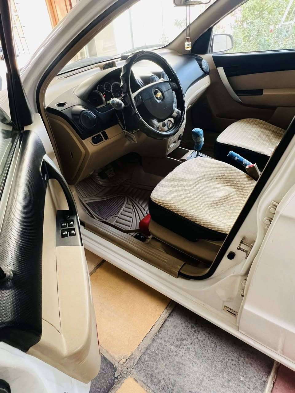 السلام عليكم والرحمة شلونهم شباب الطيبه ❤️افيو موديل 2011 استلام شركه عامه 🖤
رقم بغداد بأسمي 

سيارة جديدة وكارتون بالعافية على ياخذها 

ماشية 85 الف وقابل لزيادة 

السيارة جديدة وحلوه 

مكفوله من البارد والتبديل اخوان فقط صبغ جوه اليده مال الباب صدر والوراها  مامبينه اثر شخط 

السيارة مكانها بابل شارع 40 

الاستفسار على الرقم التالي***********
