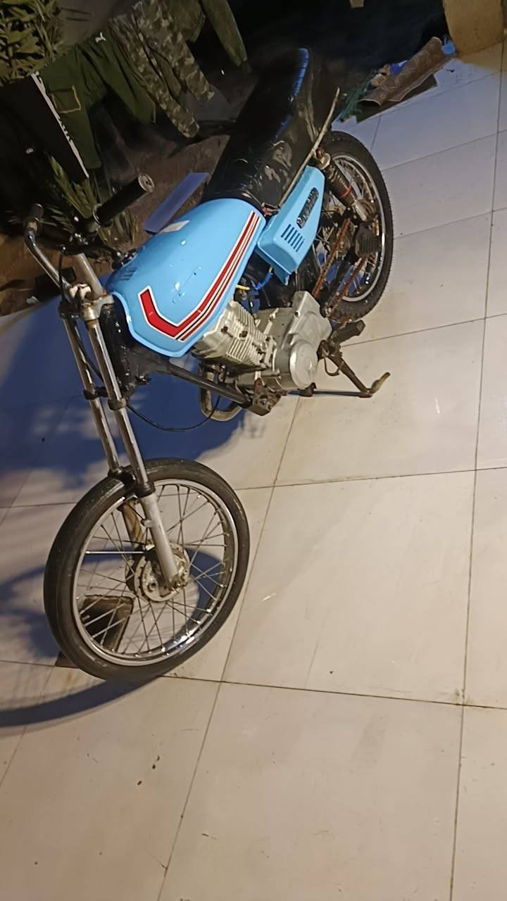 السلام عليكم دراجه إيراني للبيع ب350 وبيها مجال المكان البصره ابي الخصيب ***********
