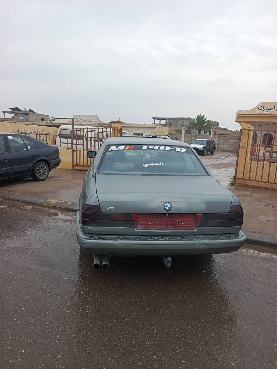 السلام عليكم.BMW. 730
گير محرك تشگ التبليط... +شلعه فوول. 

+صدر جديد +تايرات 

تبريد تدفئة شغالات 
تحويل ثاني يوم شرط.. للتصال ***********
