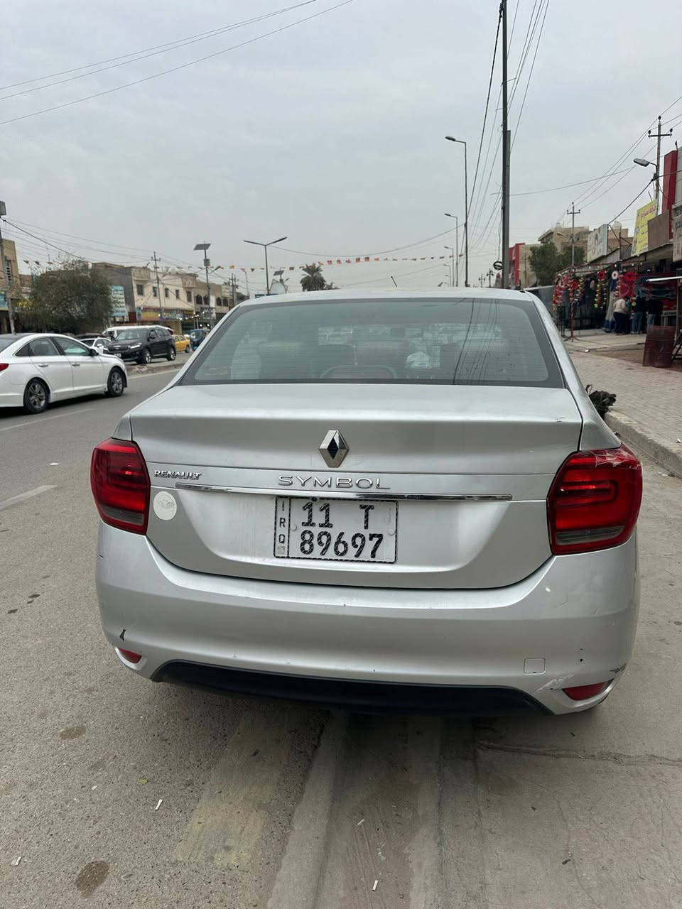 سلام عليكم سياره للبيع
مواصفاتها:سنبل ٢٠١٩ رينو/
كير مكينه خير من الله 
مكفولات شاشه اندرويد دوشمه جلد
تخم تاير جديد 
صدر جديد/عبوه فيت بم جديد اني بيدي شادهن 
رقم بغداد بيها قطعتين صبغ بدون دواخل ب اسمي مكاني الدوره 
سعرها ٧٥ وبيها مجال حك جيه 
للتواصل والاستفسار الاتصال على الرقم ***********
