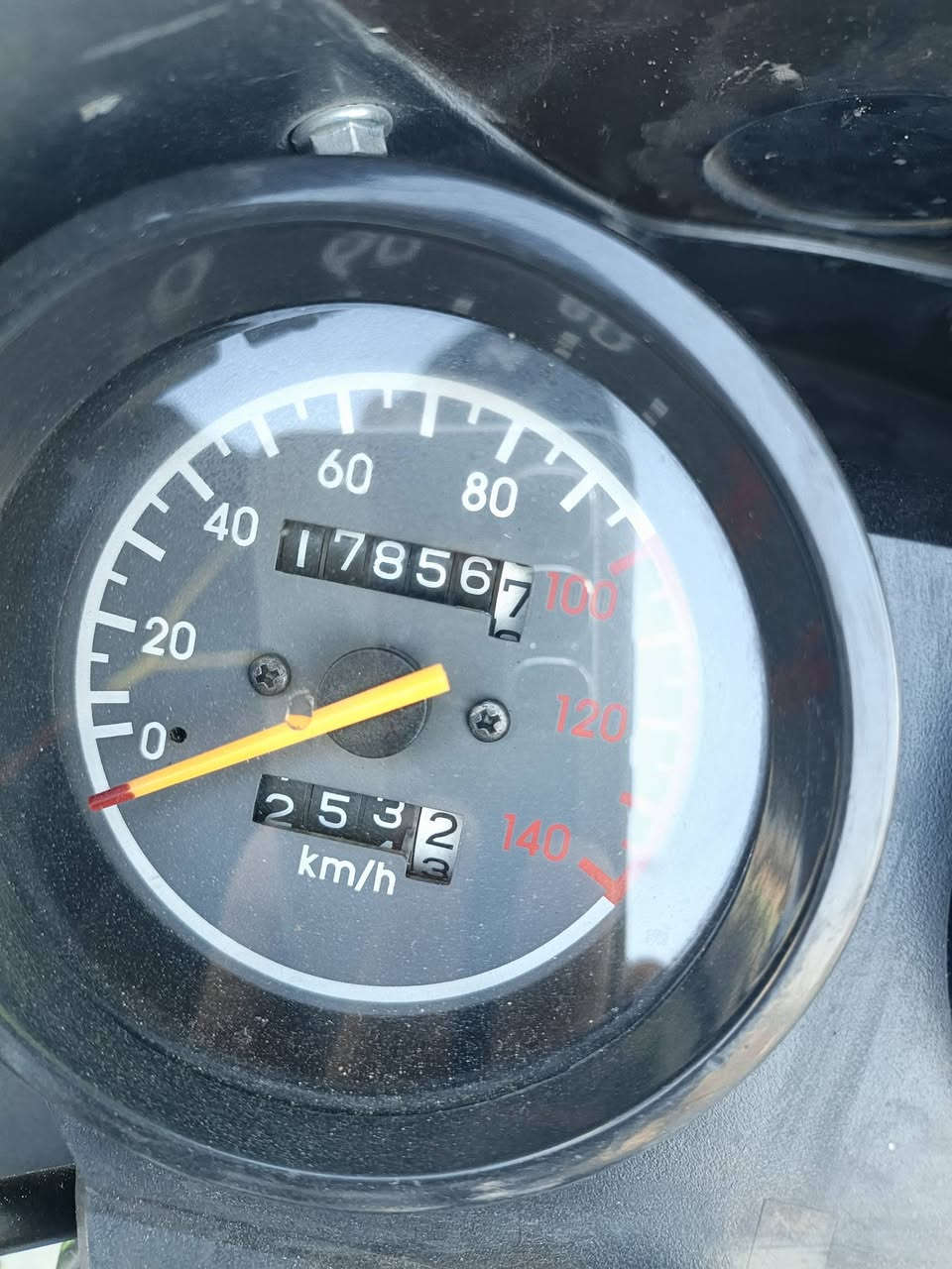 دايوان مديل 2023 طالعه بل2024 رقم وسنويه بغداد تحويل ثاني يوم دراجه خير من الله كامله انكليزي وجاهزه للبيع السعر مليونين و 2350 بيه مجال حك لجيه مستعجل عليه مكاني بغداد الشعب ***********
